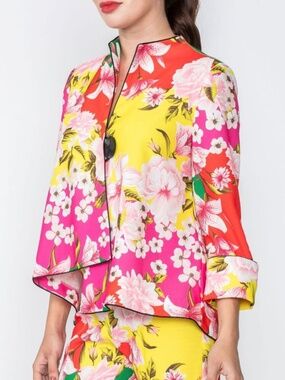 IC COLLECTION FLORAL BLOUSE